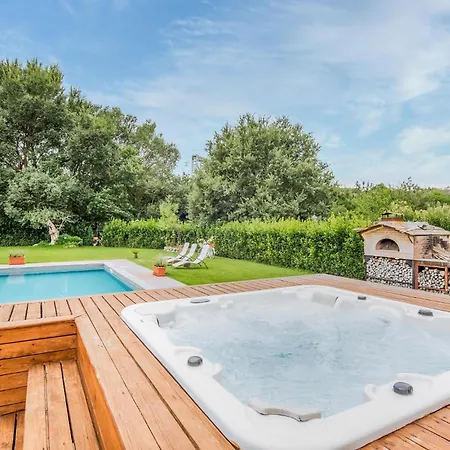 Ferienhaus Awesome In *