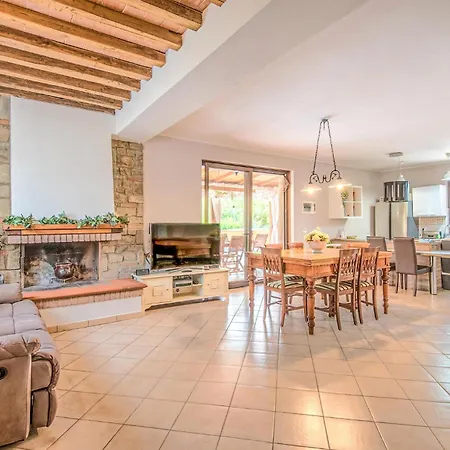 Awesome In Ferienhaus Castiglion Fiorentino